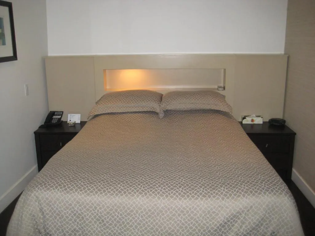 1595 Saint-Denis Hotel Montreal