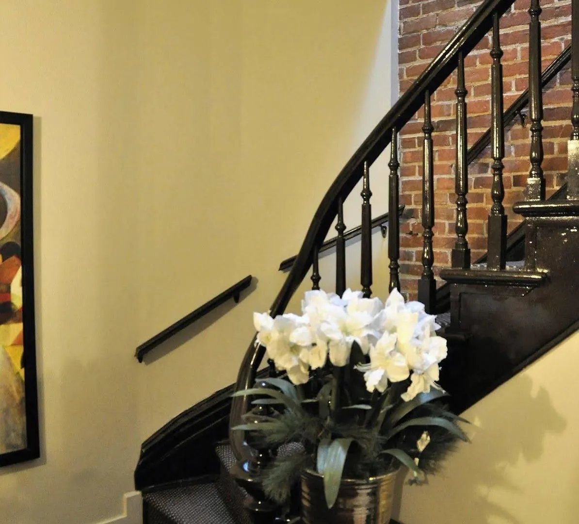 1595 Saint-Denis Hotel Montreal